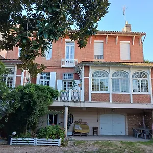 Oda ve Kahvaltı Vanille Bourbon, Montauban